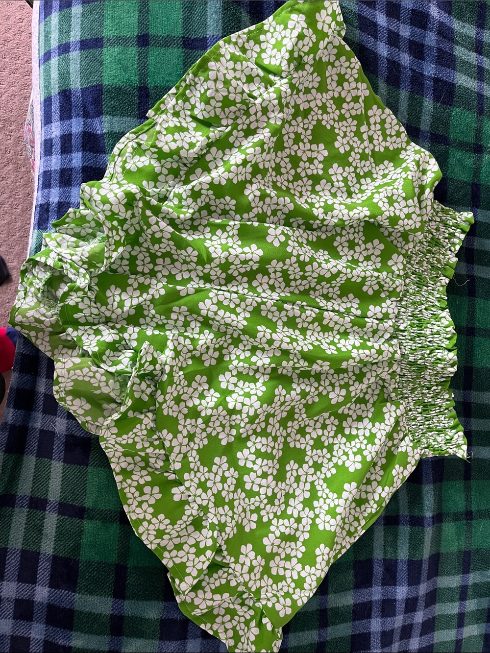 Easel Lime Green Floral Smocked-Waist Shorts NWT Size Small